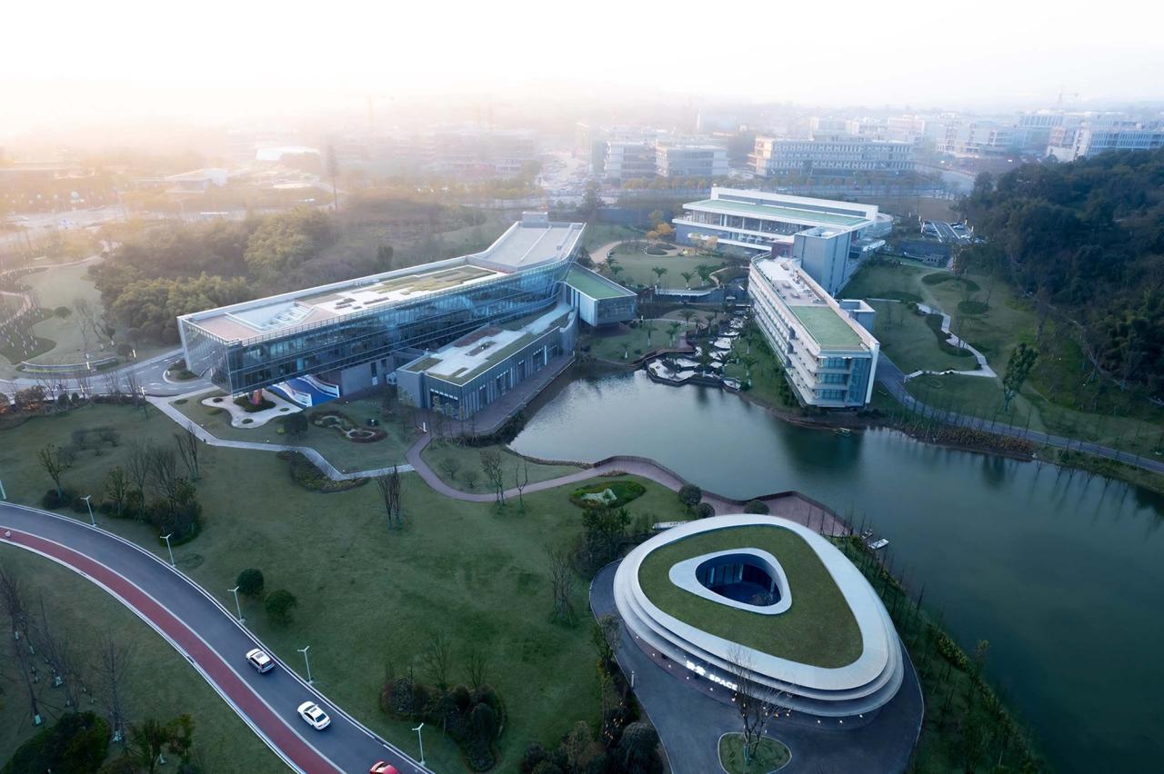 BIM建筑|重庆两江协同创新区融合创新中心 / 上海都设营造建筑设计事务所 BIM建筑|重庆两江协同创新区融合创新中心 / 上海都设营造建筑设计事务所