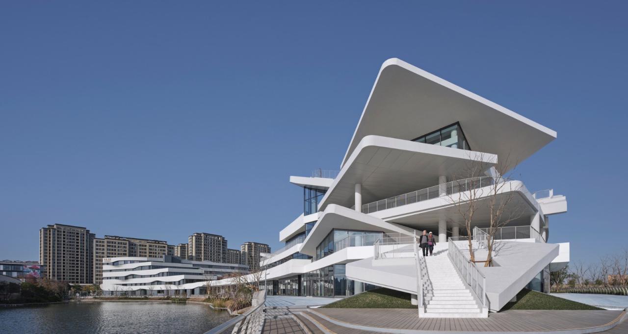 BIM建筑|漫游白色切片,上海之鱼 / 同济原作设计工作室 BIM建筑|漫游白色切片,上海之鱼 / 同济原作设计工作室