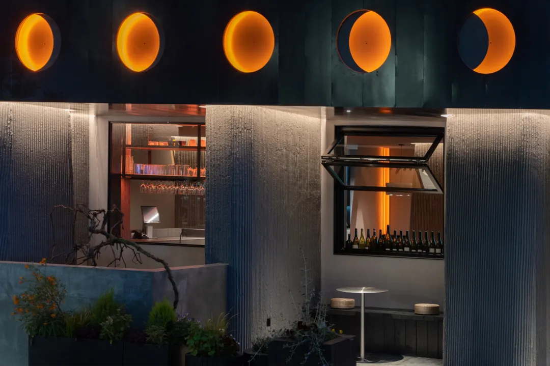 BIM建筑|Wine Nuts酒疯子餐酒吧 / 未韬建筑 BIM建筑|Wine Nuts酒疯子餐酒吧 / 未韬建筑