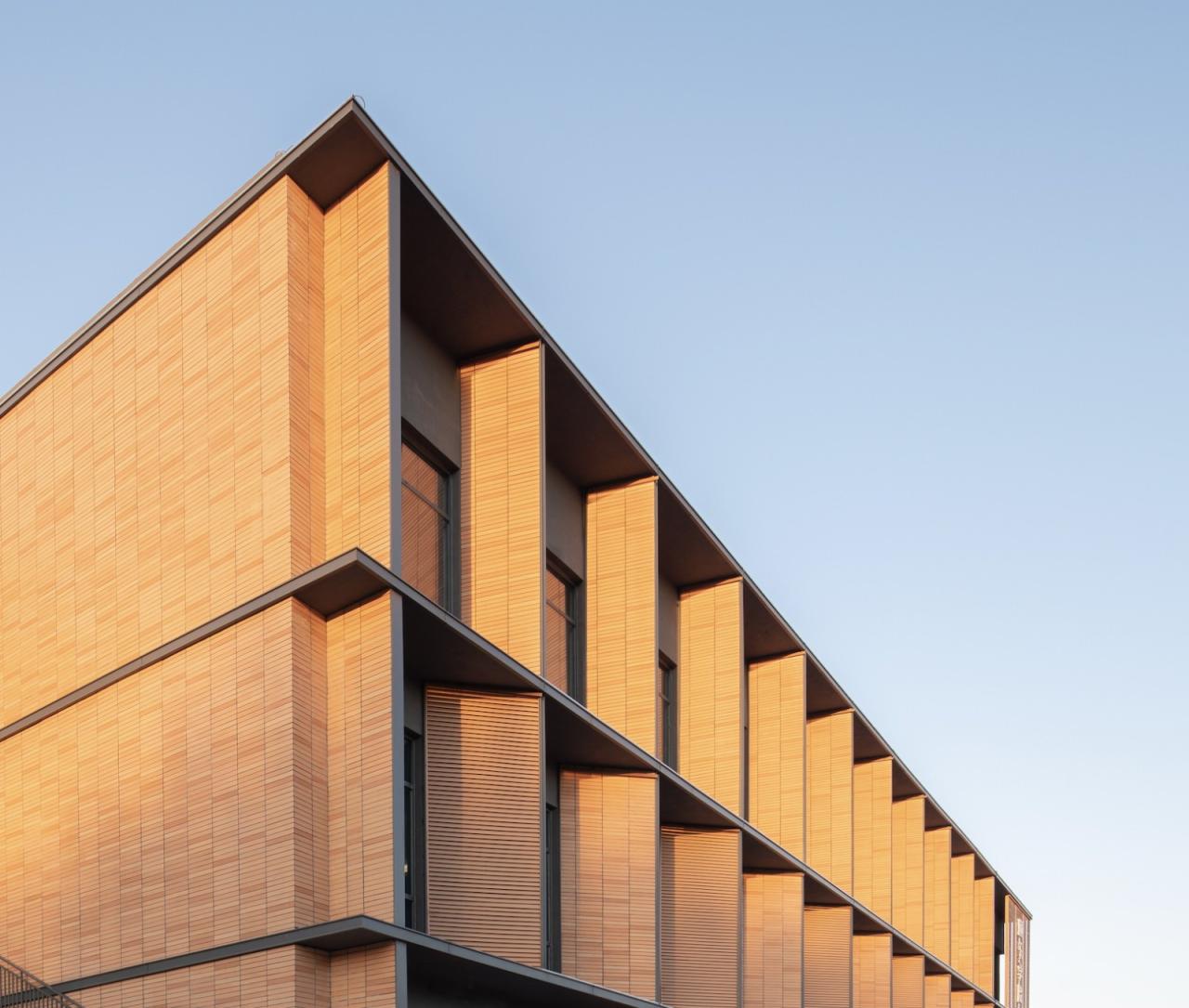 BIM建筑|废弃厂房改造康养配套 / 栖城设计 BIM建筑|废弃厂房改造康养配套 / 栖城设计