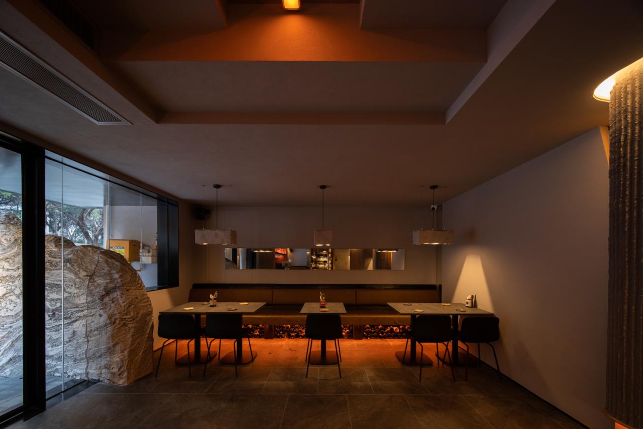 BIM建筑|Wine Nuts酒疯子餐酒吧 / 未韬建筑 BIM建筑|Wine Nuts酒疯子餐酒吧 / 未韬建筑