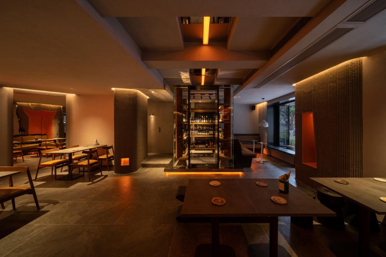 BIM建筑|Wine Nuts酒疯子餐酒吧 / 未韬建筑 BIM建筑|Wine Nuts酒疯子餐酒吧 / 未韬建筑