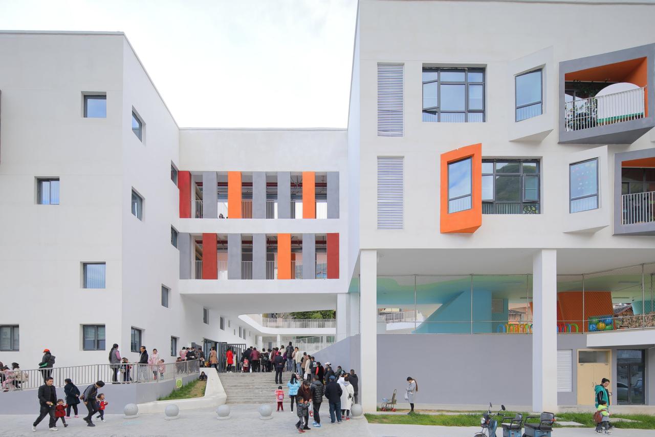 BIM建筑|九寨沟县启航幼儿园 / 东意建筑 BIM建筑|九寨沟县启航幼儿园 / 东意建筑