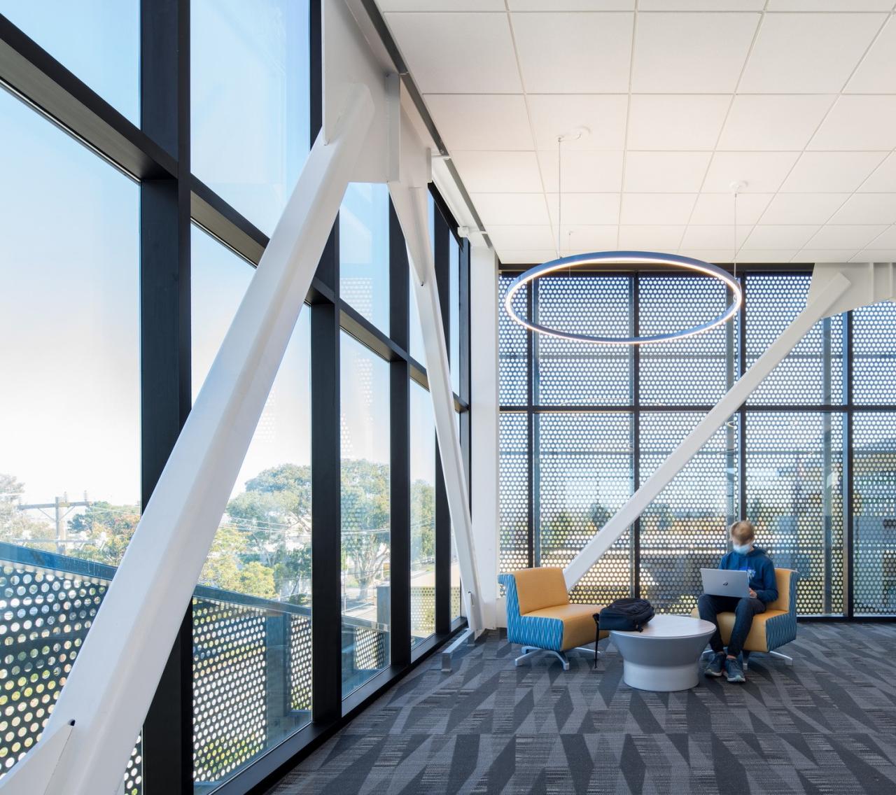 BIM建筑|TIDE 学院 / LPA BIM建筑|TIDE 学院 / LPA