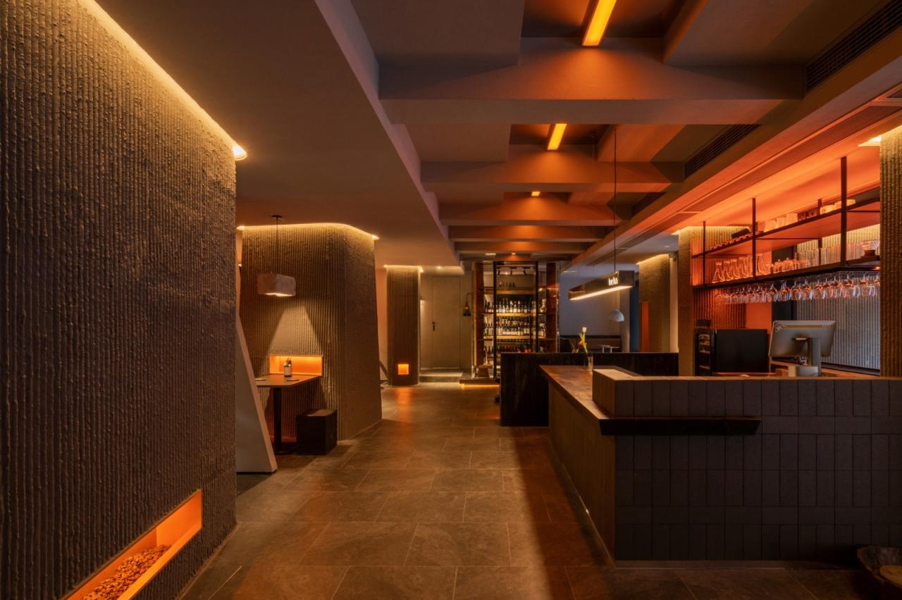 BIM建筑|Wine Nuts酒疯子餐酒吧 / 未韬建筑 BIM建筑|Wine Nuts酒疯子餐酒吧 / 未韬建筑