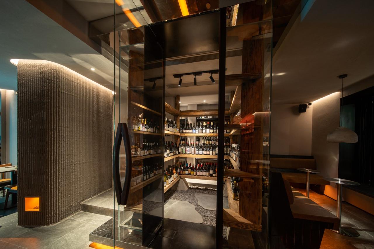 BIM建筑|Wine Nuts酒疯子餐酒吧 / 未韬建筑 BIM建筑|Wine Nuts酒疯子餐酒吧 / 未韬建筑