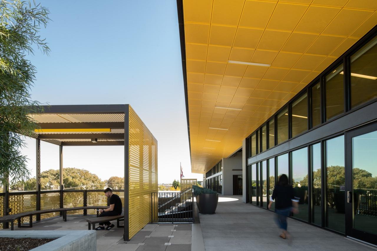 BIM建筑|TIDE 学院 / LPA BIM建筑|TIDE 学院 / LPA