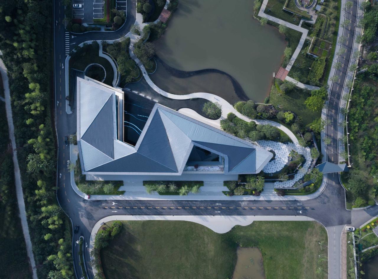 BIM建筑|长沙麓隐青竹湖展示中心 / PTA上海柏涛 BIM建筑|长沙麓隐青竹湖展示中心 / PTA上海柏涛