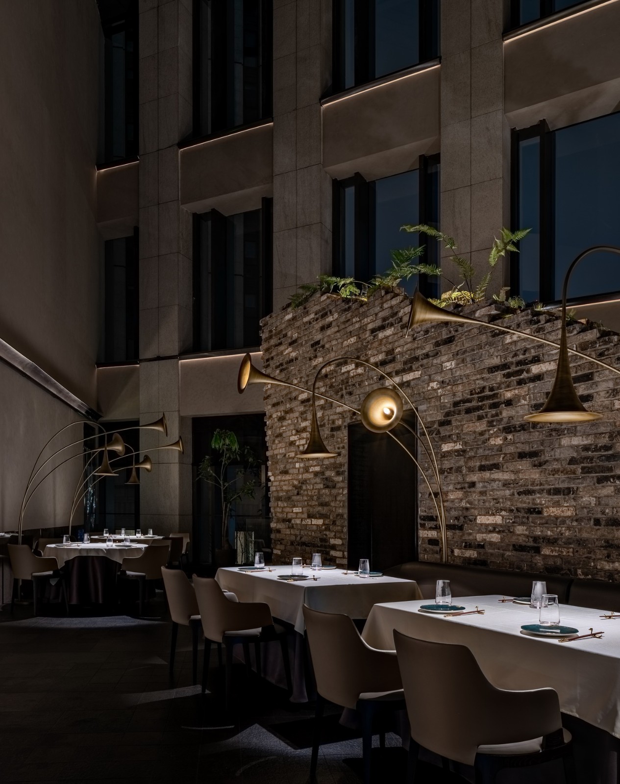 BIM建筑|四季民福上海外滩店 / IN.X屋里门外设计 BIM建筑|四季民福上海外滩店 / IN.X屋里门外设计