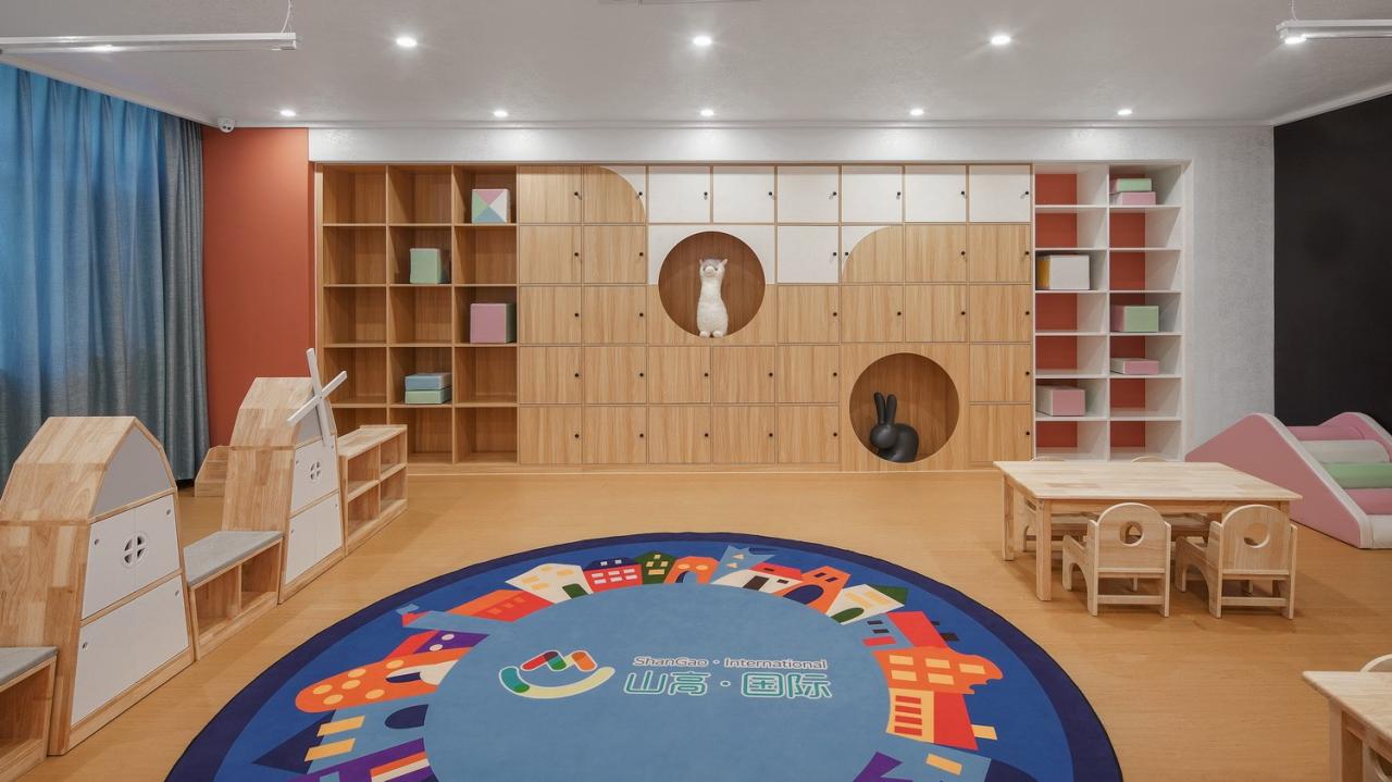 BIM建筑|海口山高幼儿园:一座位于高铁站下的幼儿园,如何征服小朋友 / DIKA新作 BIM建筑|海口山高幼儿园:一座位于高铁站下的幼儿园,如何征服小朋友 / DIKA新作