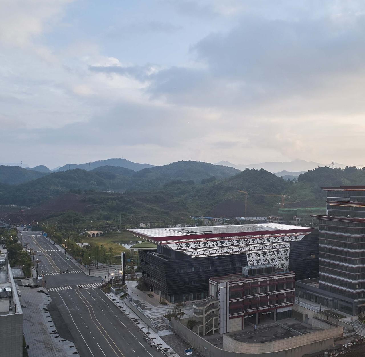 BIM建筑|“兴文石海”世界级旅游目的地游客中心 / 天津大学设计总院·顾志宏工作室 BIM建筑|“兴文石海”世界级旅游目的地游客中心 / 天津大学设计总院·顾志宏工作室