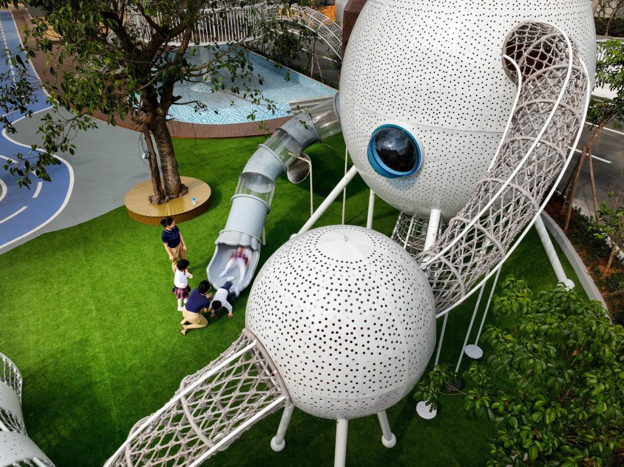 BIM建筑|海口山高幼儿园:一座位于高铁站下的幼儿园,如何征服小朋友 / DIKA新作 BIM建筑|海口山高幼儿园:一座位于高铁站下的幼儿园,如何征服小朋友 / DIKA新作