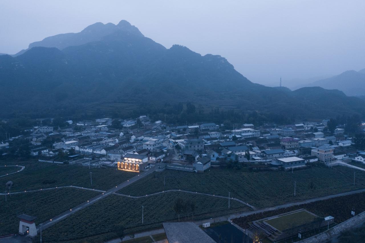 BIM建筑|田岗知行村:乡村会客厅 / 袈蓝建筑 BIM建筑|田岗知行村:乡村会客厅 / 袈蓝建筑