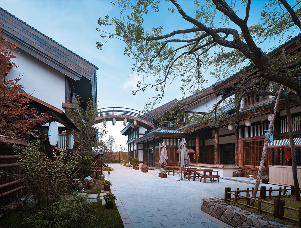 BIM建筑|现代视角下的新唐风演绎:长春世茂莲花山文旅小镇 / UA尤安设计 BIM建筑|现代视角下的新唐风演绎:长春世茂莲花山文旅小镇 / UA尤安设计