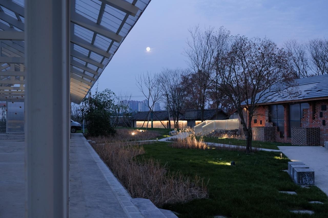 BIM建筑|青龙湖·漂浮种子:自我更新 / 小隐建筑事务所 BIM建筑|青龙湖·漂浮种子:自我更新 / 小隐建筑事务所