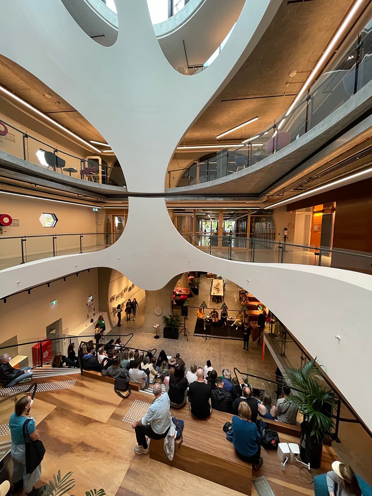 BIM建筑|‘半成品’建筑:圣基尔达,维多利亚傲娇中心 / BAU+Grant Amon BIM建筑|‘半成品’建筑:圣基尔达,维多利亚傲娇中心 / BAU+Grant Amon