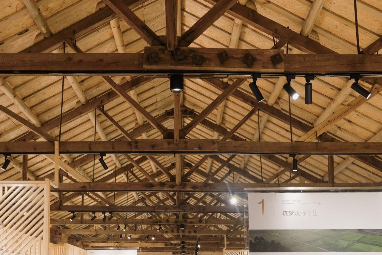 BIM建筑|青龙湖·漂浮种子:自我更新 / 小隐建筑事务所 BIM建筑|青龙湖·漂浮种子:自我更新 / 小隐建筑事务所