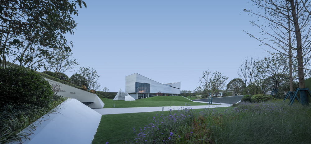 BIM建筑|中梁.正荣清河大观 / 上海华策建筑设计事务所有限公司建筑二所 BIM建筑|中梁.正荣清河大观 / 上海华策建筑设计事务所有限公司建筑二所