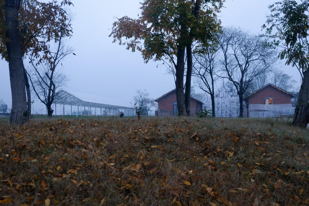 BIM建筑|青龙湖·漂浮种子:自我更新 / 小隐建筑事务所 BIM建筑|青龙湖·漂浮种子:自我更新 / 小隐建筑事务所