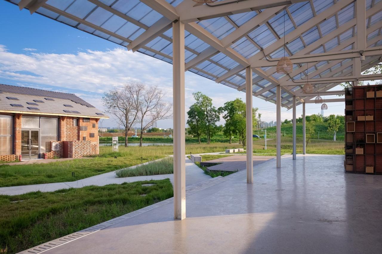 BIM建筑|青龙湖·漂浮种子:自我更新 / 小隐建筑事务所 BIM建筑|青龙湖·漂浮种子:自我更新 / 小隐建筑事务所