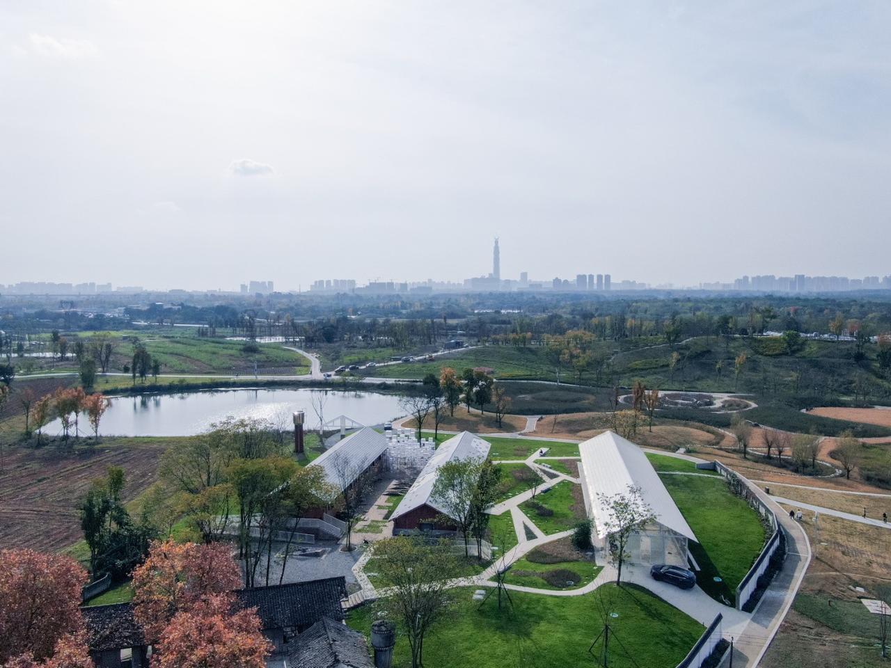 BIM建筑|青龙湖·漂浮种子:自我更新 / 小隐建筑事务所 BIM建筑|青龙湖·漂浮种子:自我更新 / 小隐建筑事务所