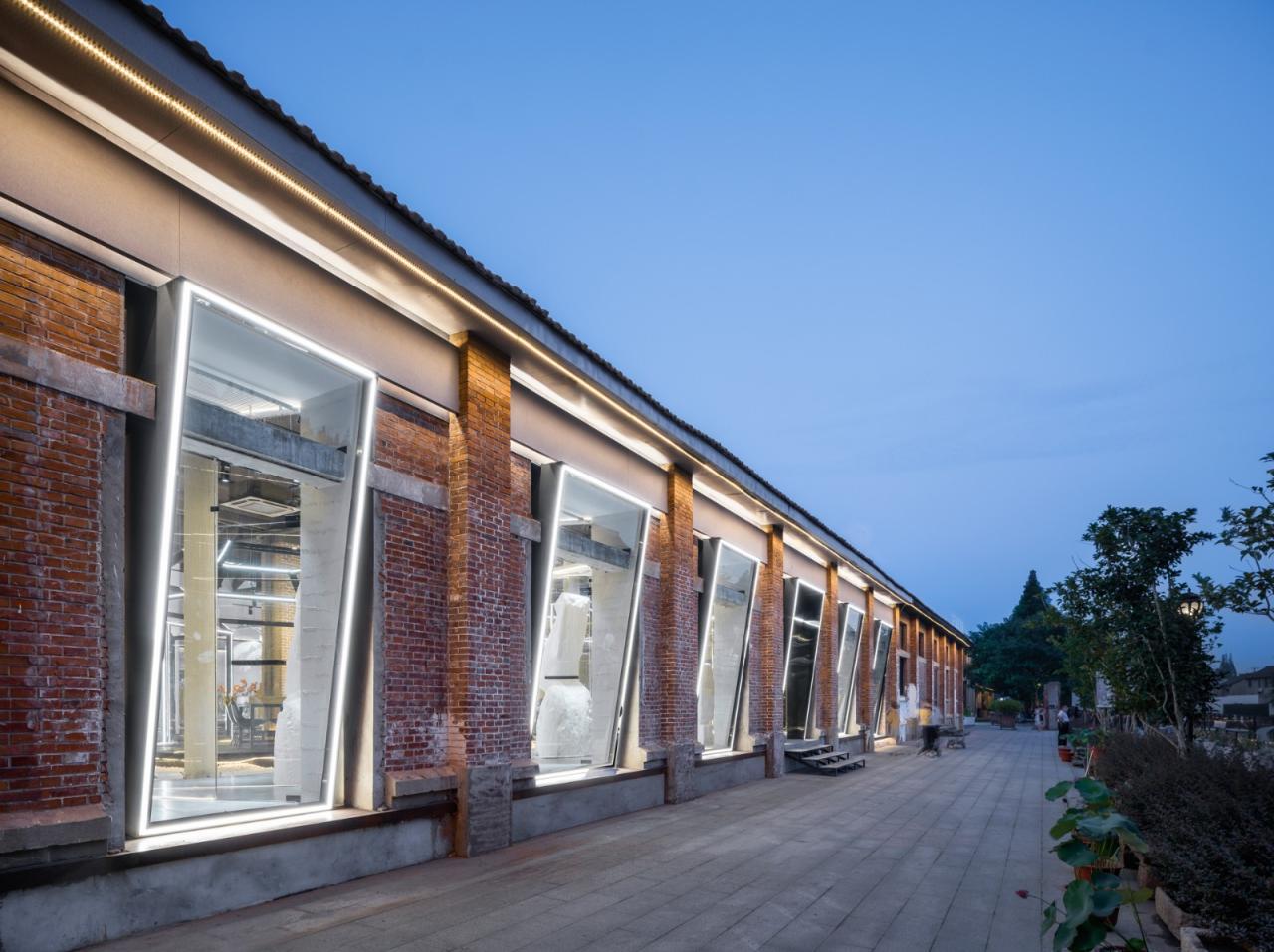 BIM建筑|云间粮仓建筑改造“上海嘻谷艺术馆” / DCDSAA淀川建筑事务所 BIM建筑|云间粮仓建筑改造“上海嘻谷艺术馆” / DCDSAA淀川建筑事务所