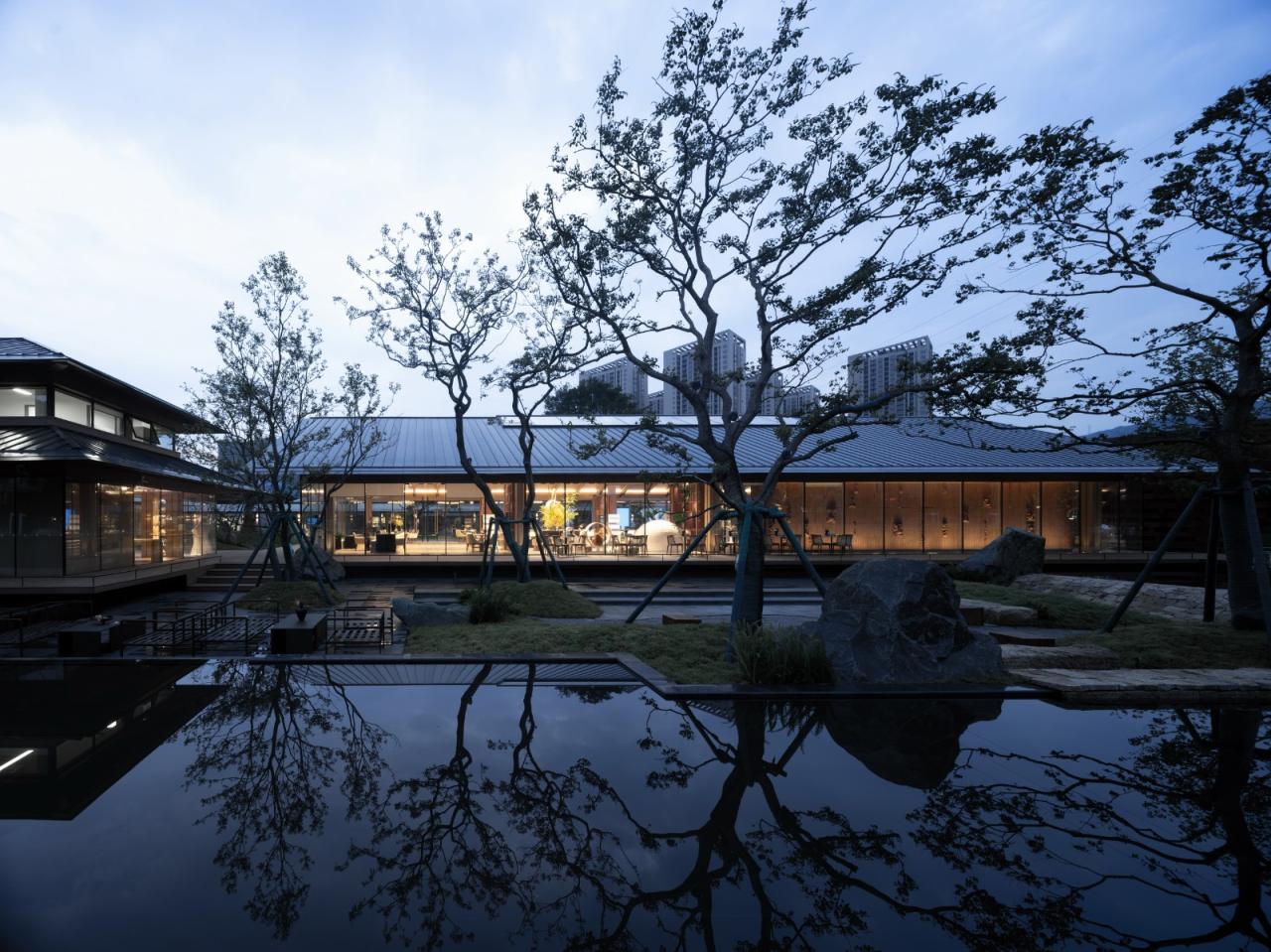 BIM建筑|昆明草海文星楼公园项目 / XAA建筑事务所詹涛工作室 BIM建筑|昆明草海文星楼公园项目 / XAA建筑事务所詹涛工作室