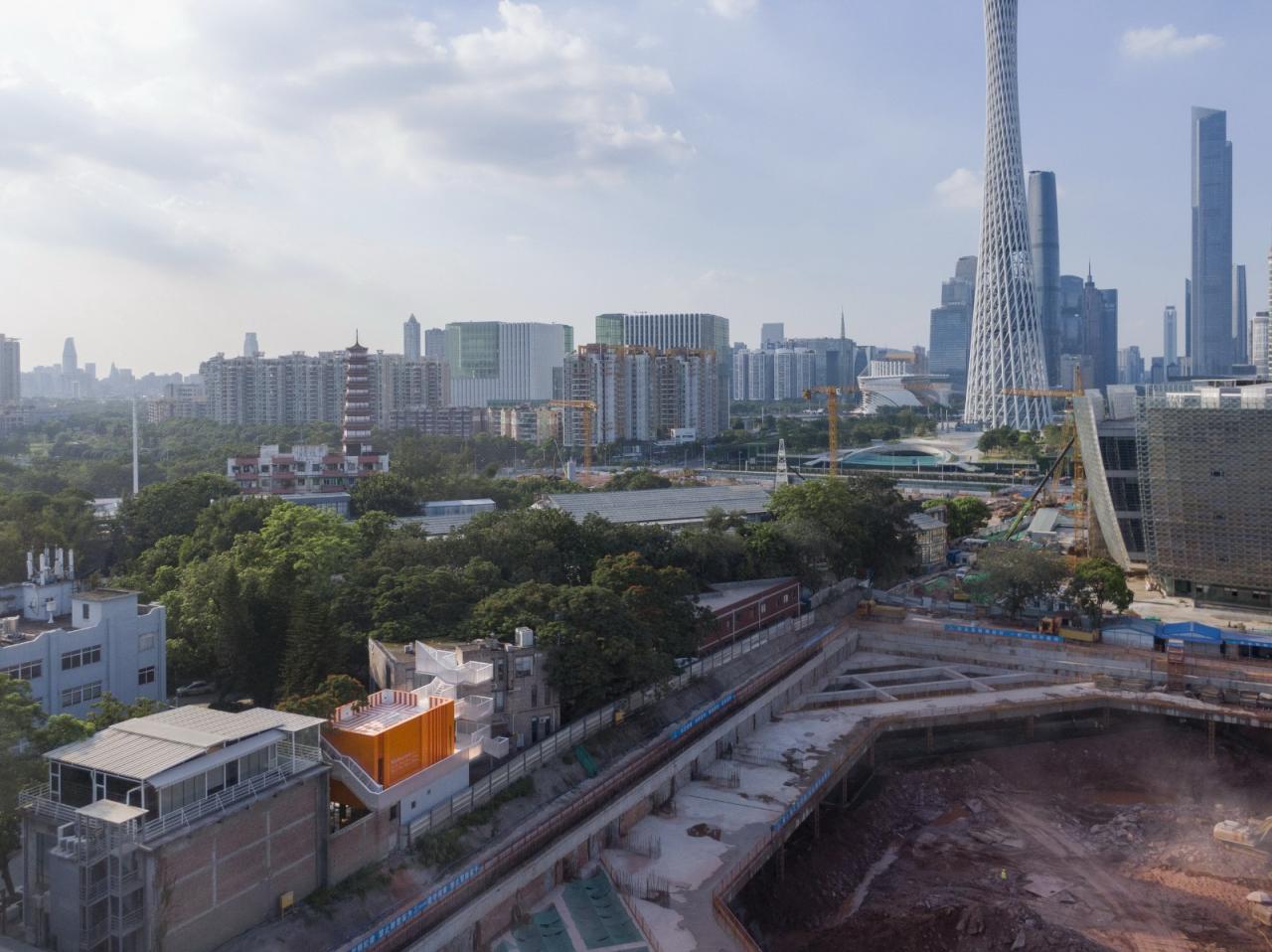 BIM建筑|工业遗址世界里的橙色糖果-未来社HOUSE / Wutopia Lab BIM建筑|工业遗址世界里的橙色糖果-未来社HOUSE / Wutopia Lab