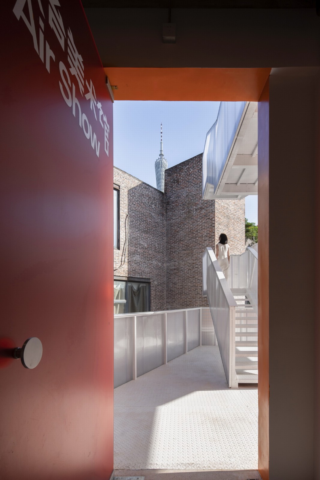 BIM建筑|工业遗址世界里的橙色糖果-未来社HOUSE / Wutopia Lab BIM建筑|工业遗址世界里的橙色糖果-未来社HOUSE / Wutopia Lab