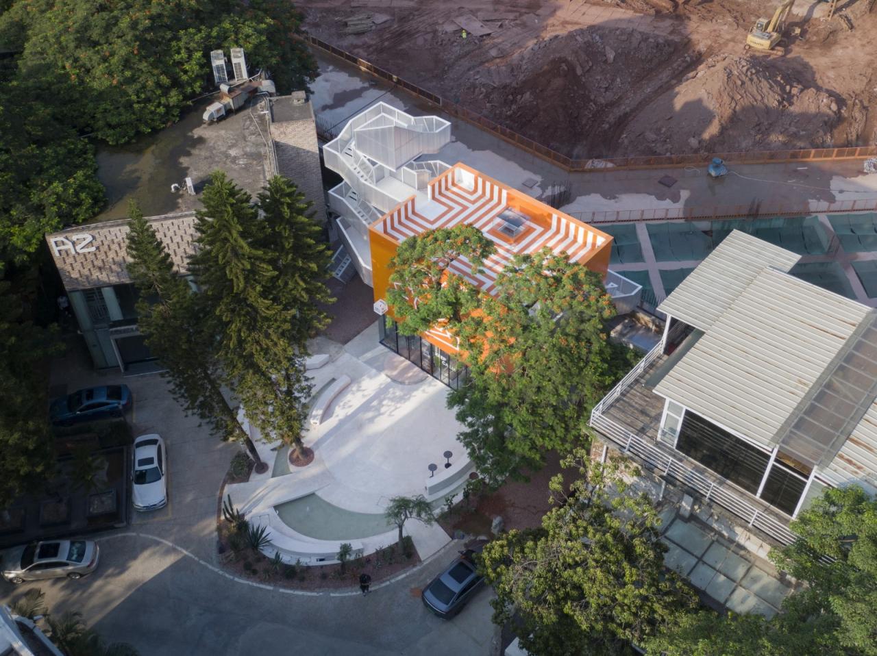 BIM建筑|工业遗址世界里的橙色糖果-未来社HOUSE / Wutopia Lab BIM建筑|工业遗址世界里的橙色糖果-未来社HOUSE / Wutopia Lab