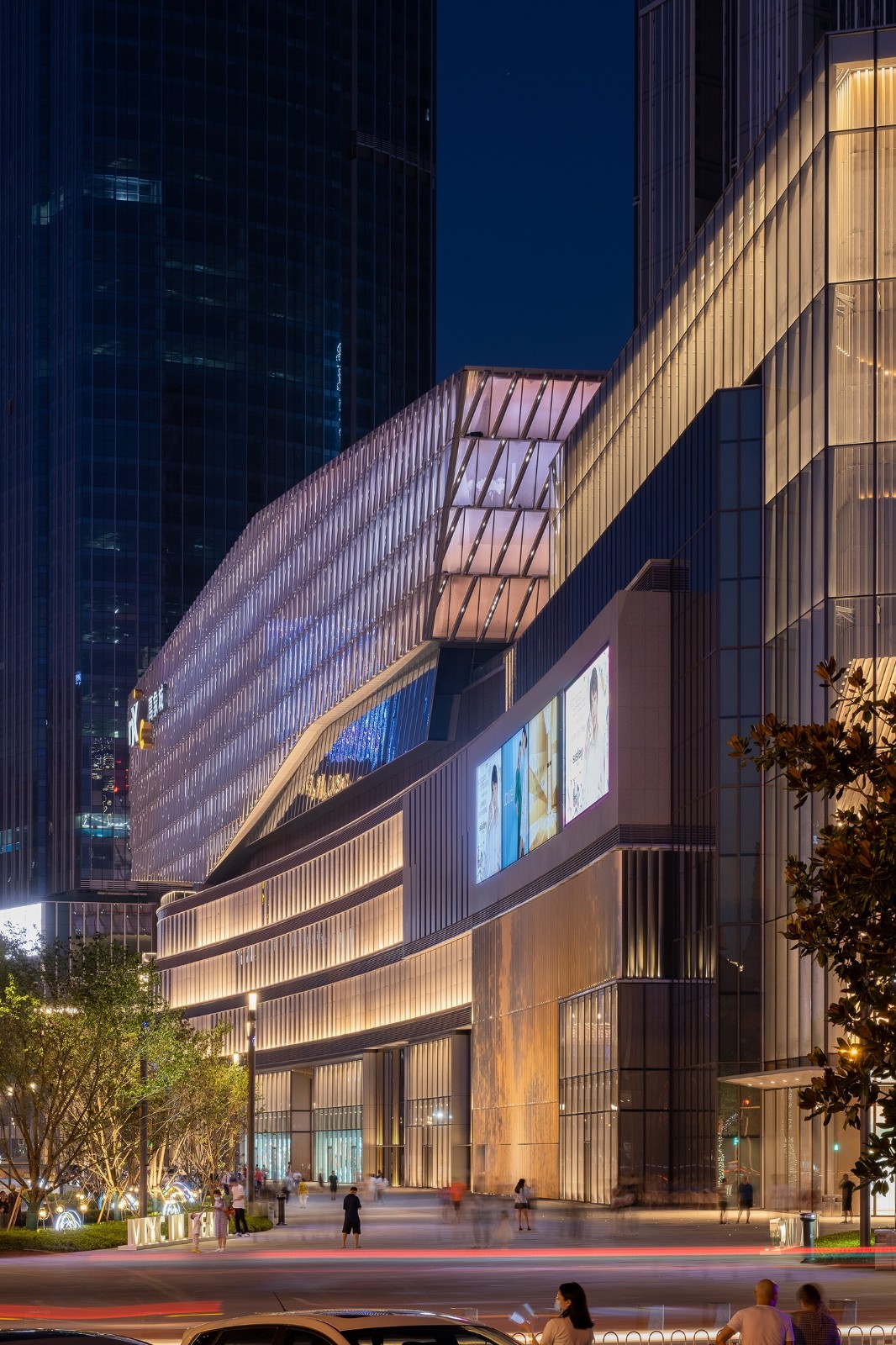 BIM建筑|武汉万象城:“水晶之冠”,光之“万象”/ GD大观国际 BIM建筑|武汉万象城:“水晶之冠”,光之“万象”/ GD大观国际