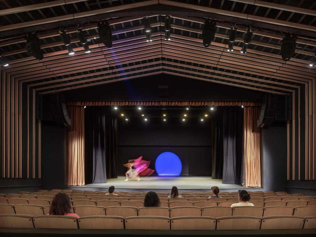 BIM建筑|Glorya Kaufman 表演艺术中心 / AUX Architecture BIM建筑|Glorya Kaufman 表演艺术中心 / AUX Architecture