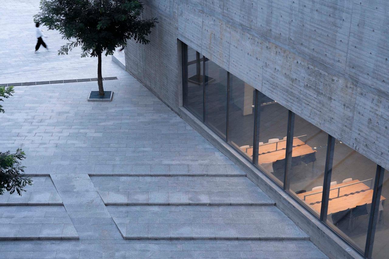 BIM建筑|友兰中学图艺综合楼 / WAU建筑事务所 BIM建筑|友兰中学图艺综合楼 / WAU建筑事务所