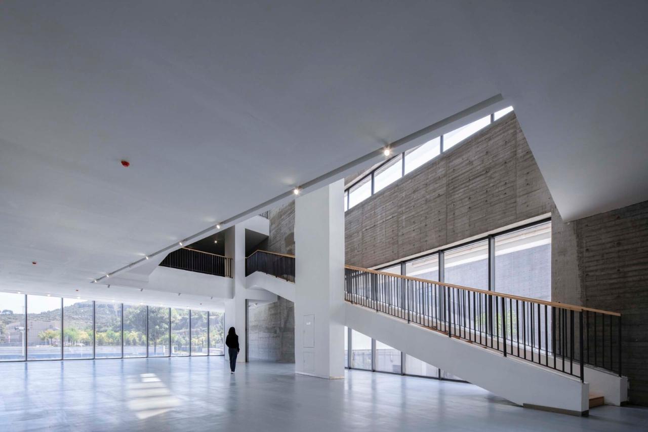 BIM建筑|友兰中学图艺综合楼 / WAU建筑事务所 BIM建筑|友兰中学图艺综合楼 / WAU建筑事务所