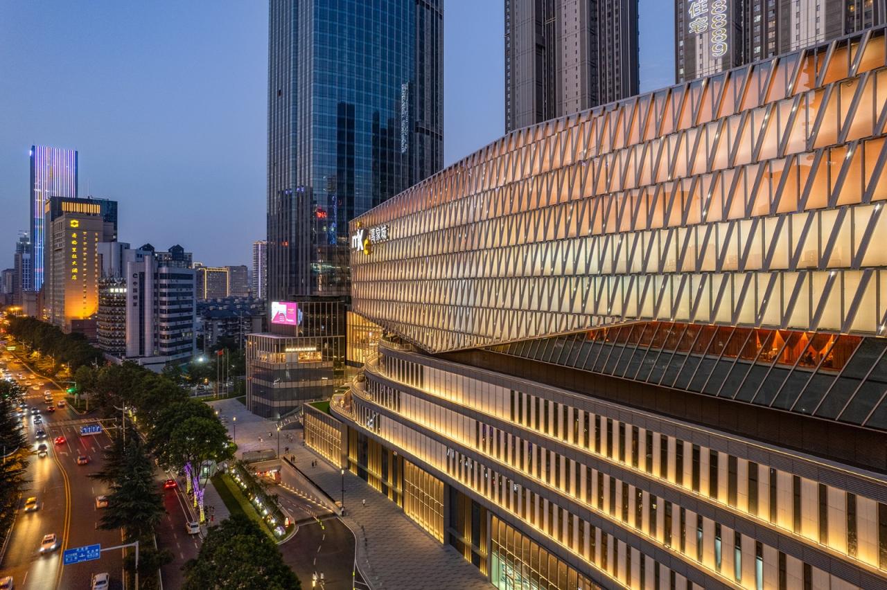 BIM建筑|武汉万象城:“水晶之冠”,光之“万象”/ GD大观国际 BIM建筑|武汉万象城:“水晶之冠”,光之“万象”/ GD大观国际