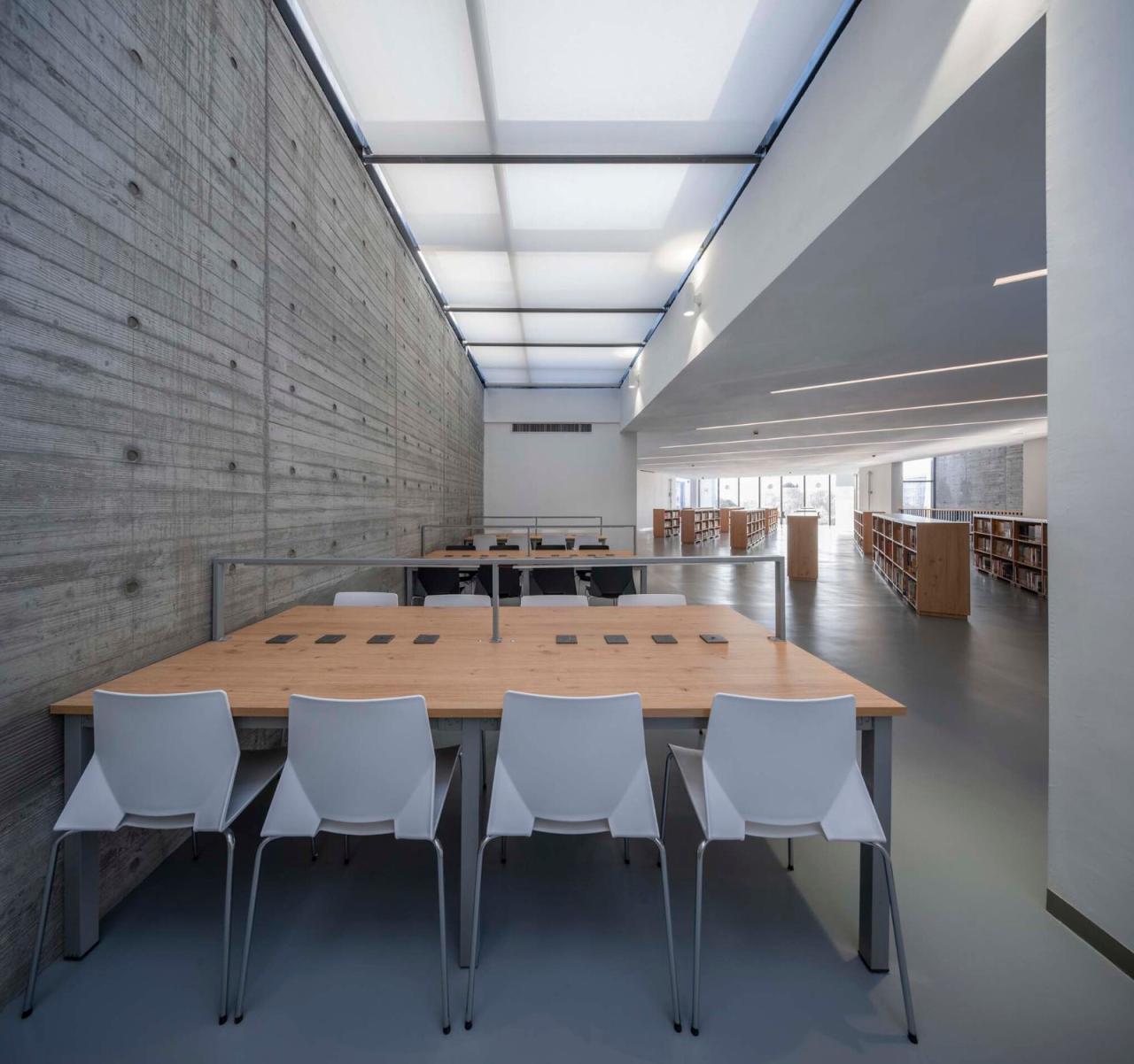 BIM建筑|友兰中学图艺综合楼 / WAU建筑事务所 BIM建筑|友兰中学图艺综合楼 / WAU建筑事务所