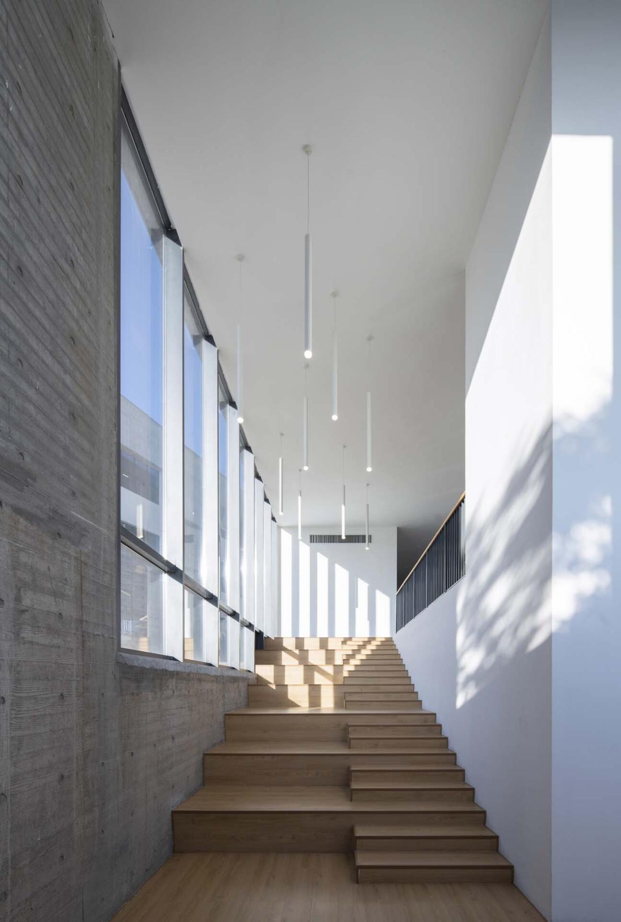 BIM建筑|友兰中学图艺综合楼 / WAU建筑事务所 BIM建筑|友兰中学图艺综合楼 / WAU建筑事务所