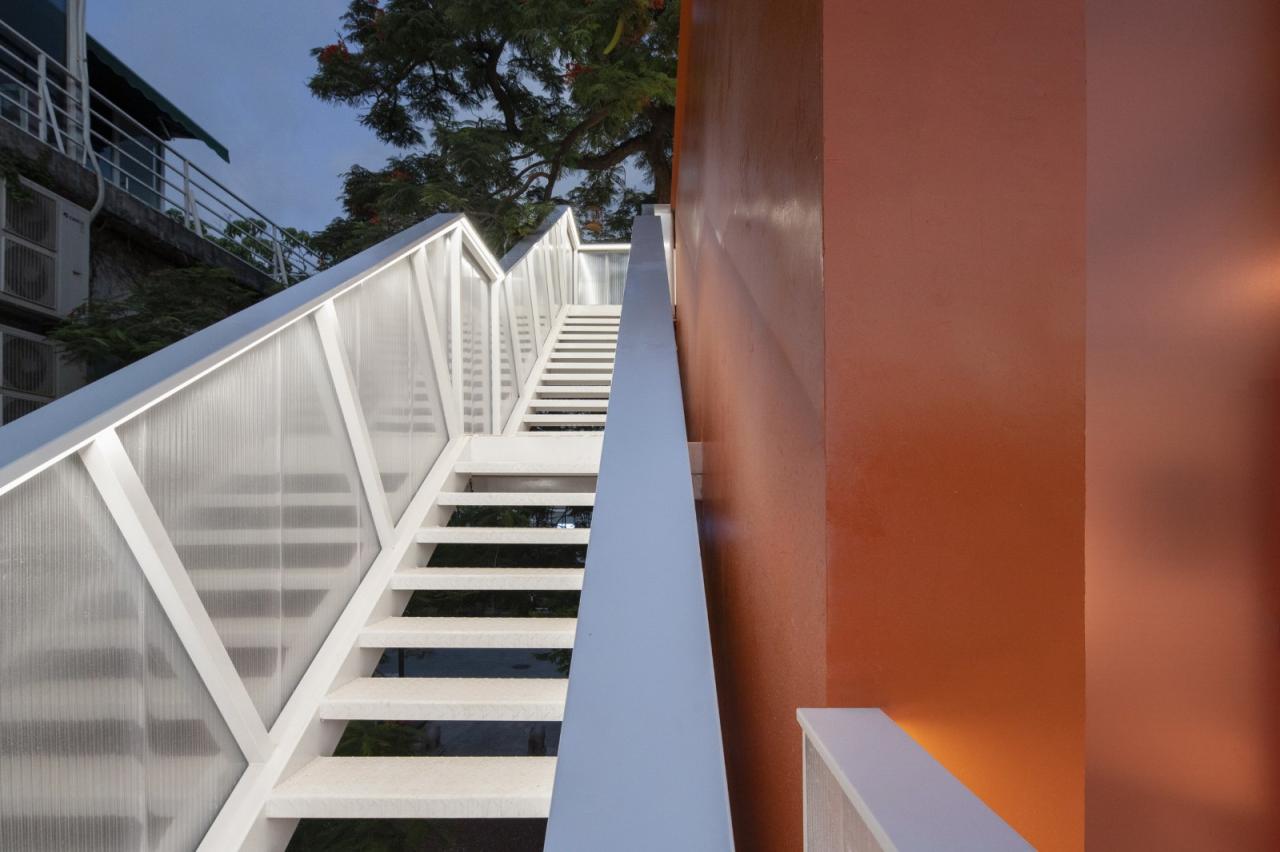 BIM建筑|工业遗址世界里的橙色糖果-未来社HOUSE / Wutopia Lab BIM建筑|工业遗址世界里的橙色糖果-未来社HOUSE / Wutopia Lab