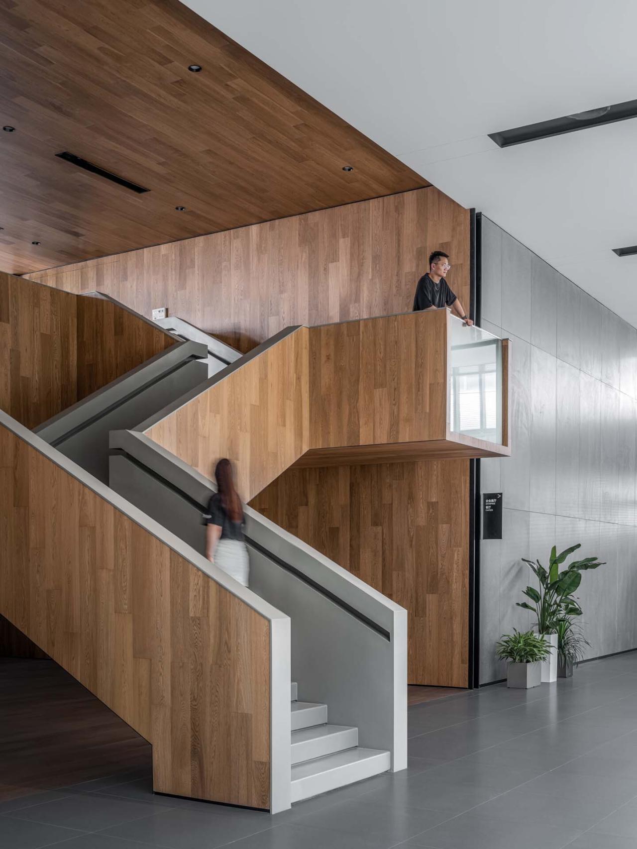 BIM建筑|道生天合上海临港总部园区 / 杜兹设计 BIM建筑|道生天合上海临港总部园区 / 杜兹设计