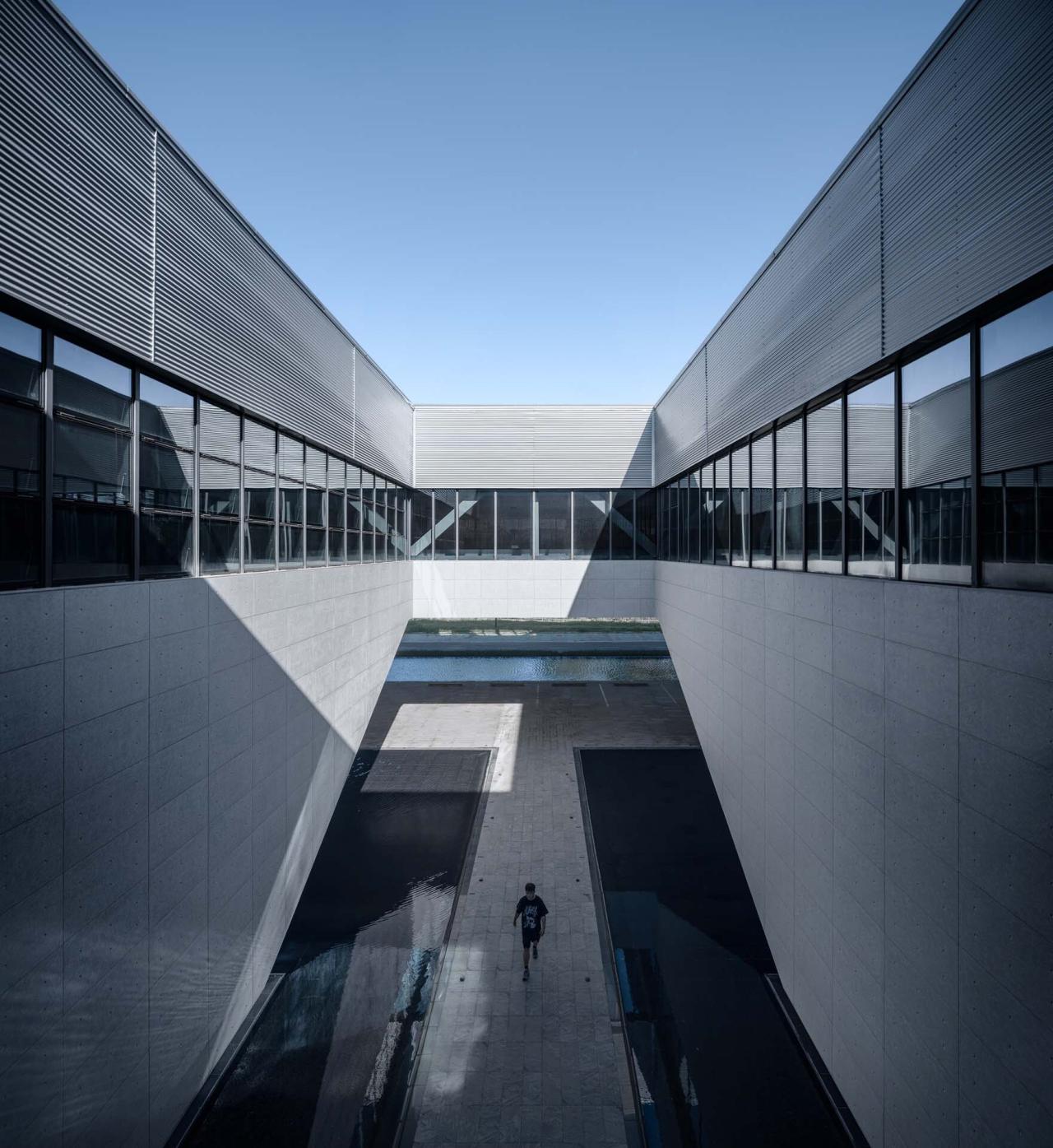 BIM建筑|道生天合上海临港总部园区 / 杜兹设计 BIM建筑|道生天合上海临港总部园区 / 杜兹设计