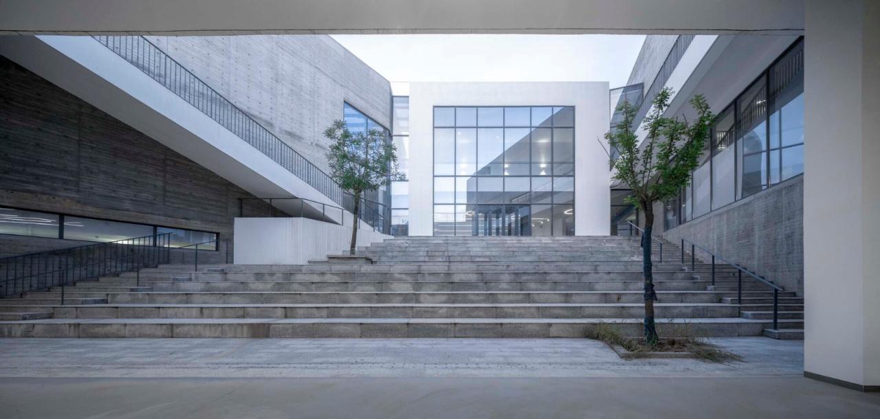 BIM建筑|友兰中学图艺综合楼 / WAU建筑事务所 BIM建筑|友兰中学图艺综合楼 / WAU建筑事务所