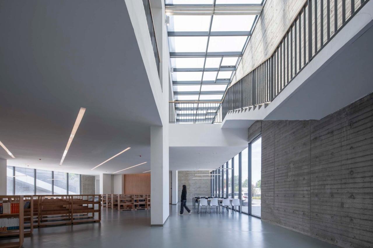 BIM建筑|友兰中学图艺综合楼 / WAU建筑事务所 BIM建筑|友兰中学图艺综合楼 / WAU建筑事务所