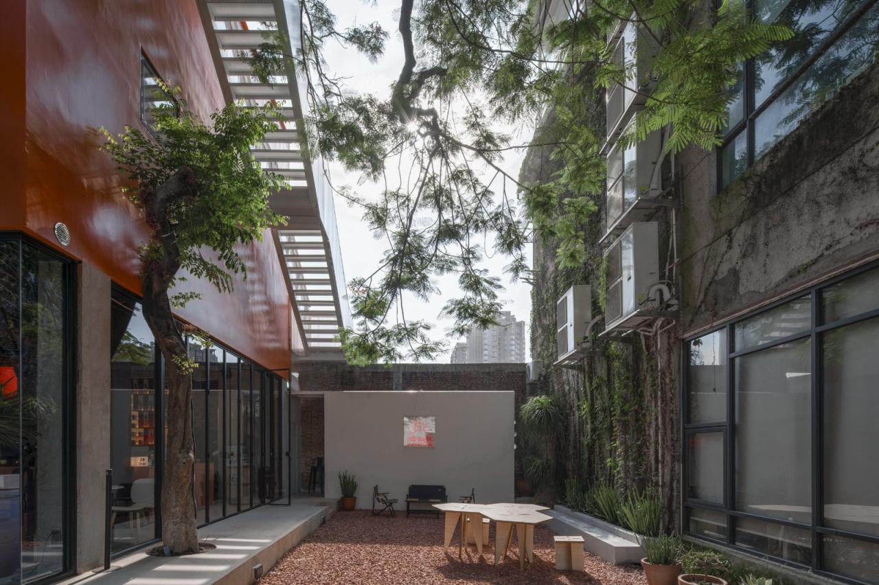 BIM建筑|工业遗址世界里的橙色糖果-未来社HOUSE / Wutopia Lab BIM建筑|工业遗址世界里的橙色糖果-未来社HOUSE / Wutopia Lab