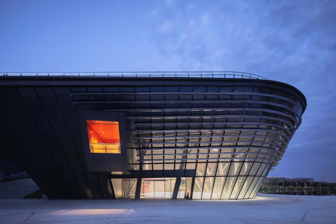 BIM建筑|成都天府路演艺术中心 / 天仝建筑 BIM建筑|成都天府路演艺术中心 / 天仝建筑