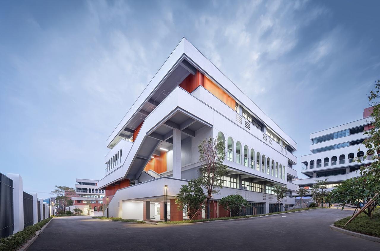 BIM建筑|台山市广旭实验学校 / 象外营造工作室 BIM建筑|台山市广旭实验学校 / 象外营造工作室