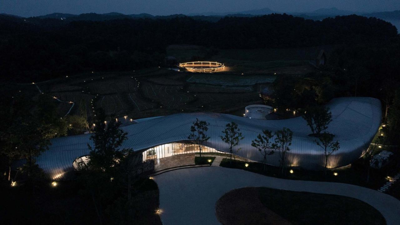 BIM建筑|新余树蛙自然体验中心 / 度向建筑 BIM建筑|新余树蛙自然体验中心 / 度向建筑