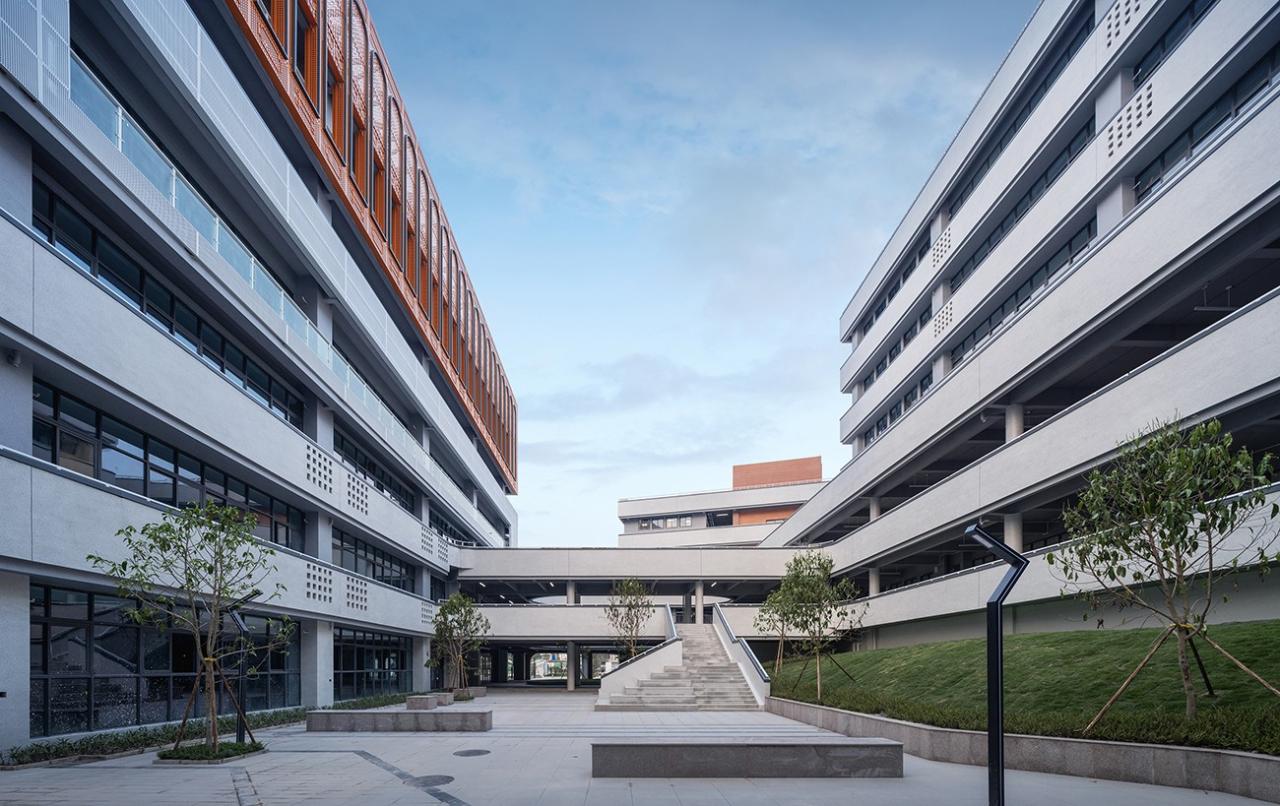 BIM建筑|台山市广旭实验学校 / 象外营造工作室 BIM建筑|台山市广旭实验学校 / 象外营造工作室