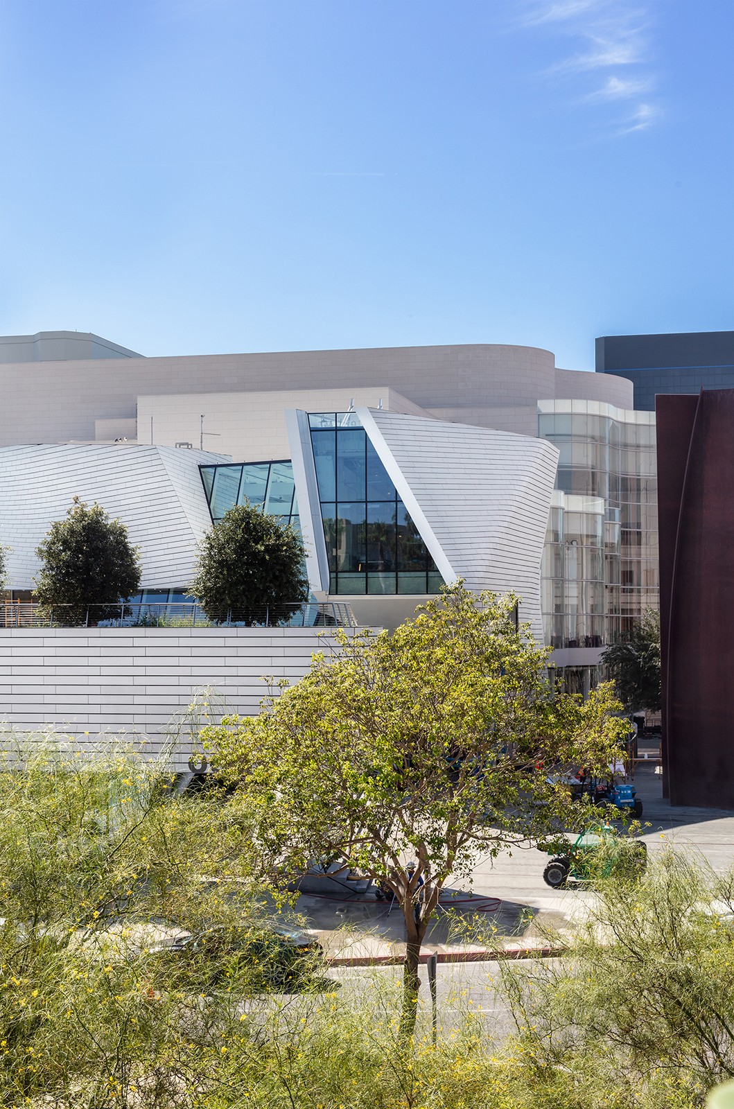 BIM建筑|美国加州橙县艺术博物馆 / Morphosis BIM建筑|美国加州橙县艺术博物馆 / Morphosis