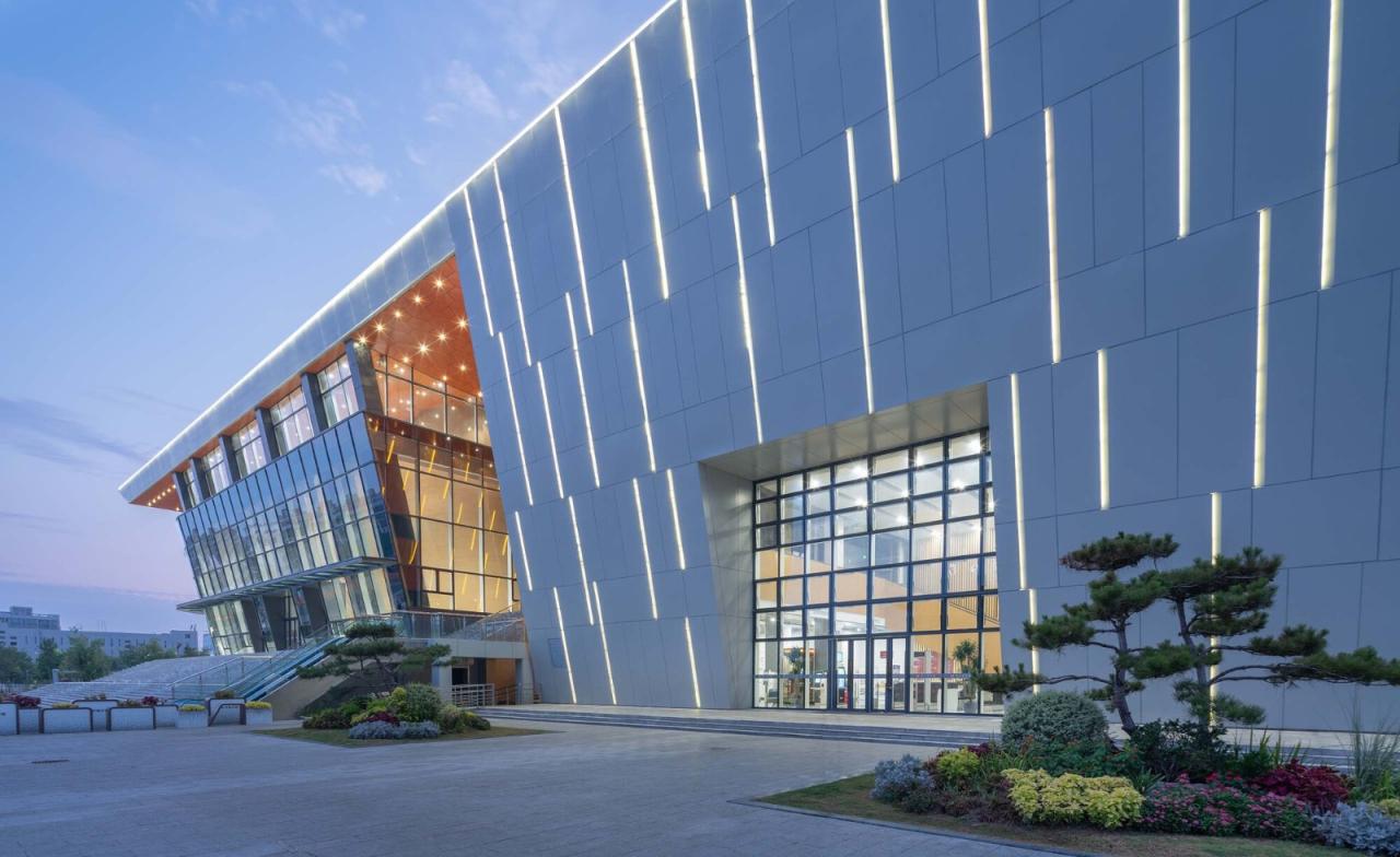 BIM建筑|响水文化艺术中心 / ATAH介景建筑 BIM建筑|响水文化艺术中心 / ATAH介景建筑