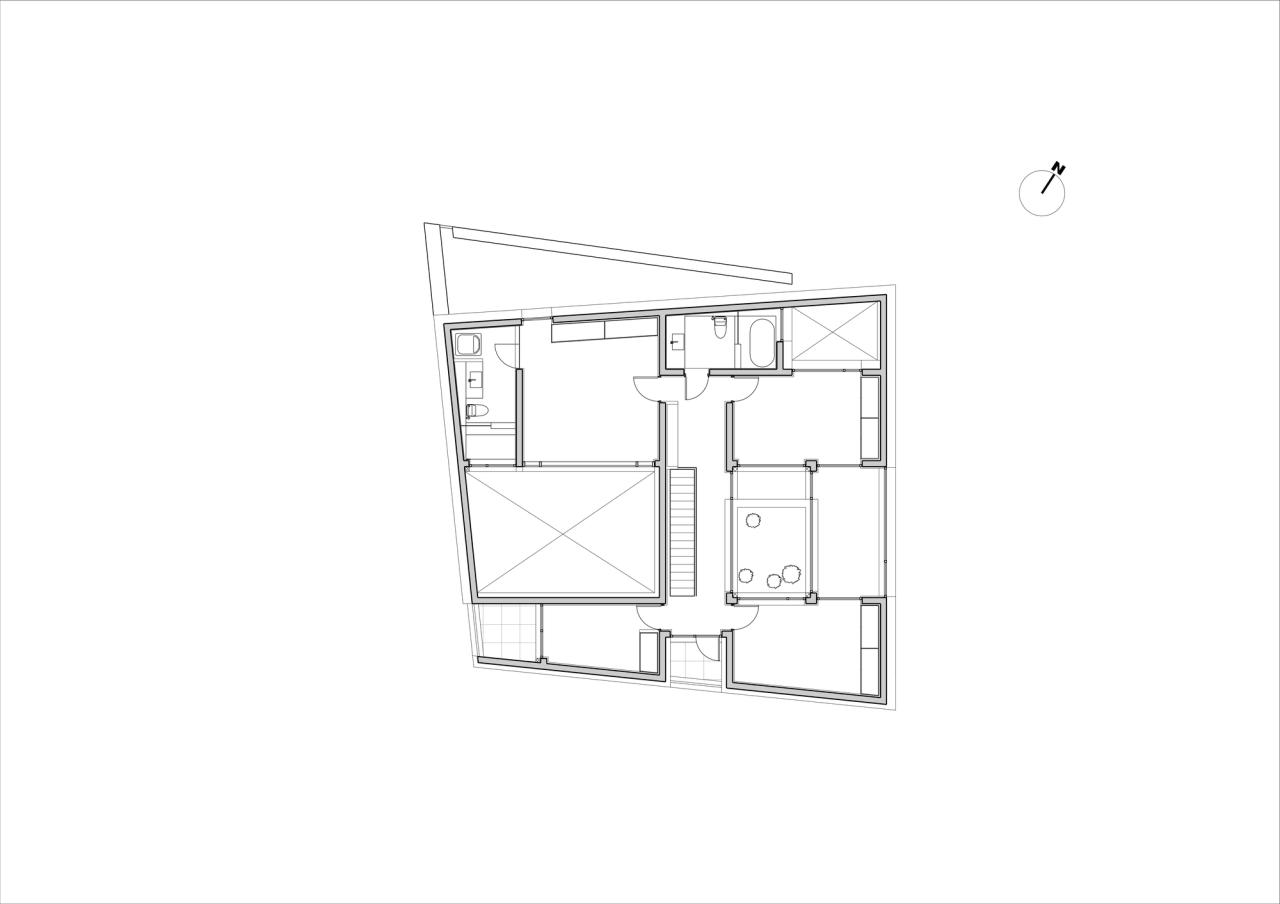 BIM建筑|扭曲营造空间,金属立面住宅 / Archirie BIM建筑|扭曲营造空间,金属立面住宅 / Archirie